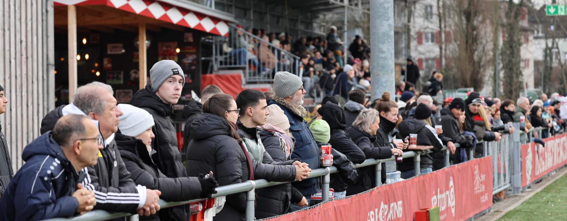 20251130 16 03 20 1 X4 A2341 EOS R6