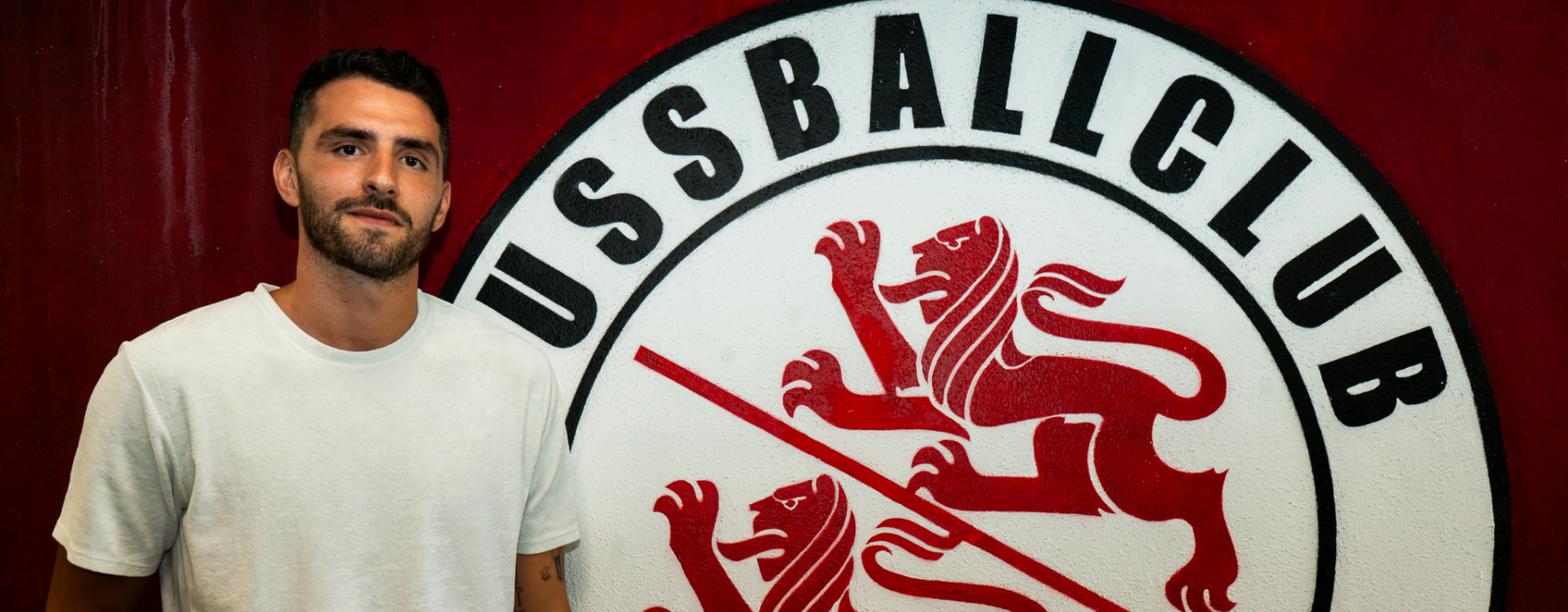 Portraet Stefanos Kapino Logo quer