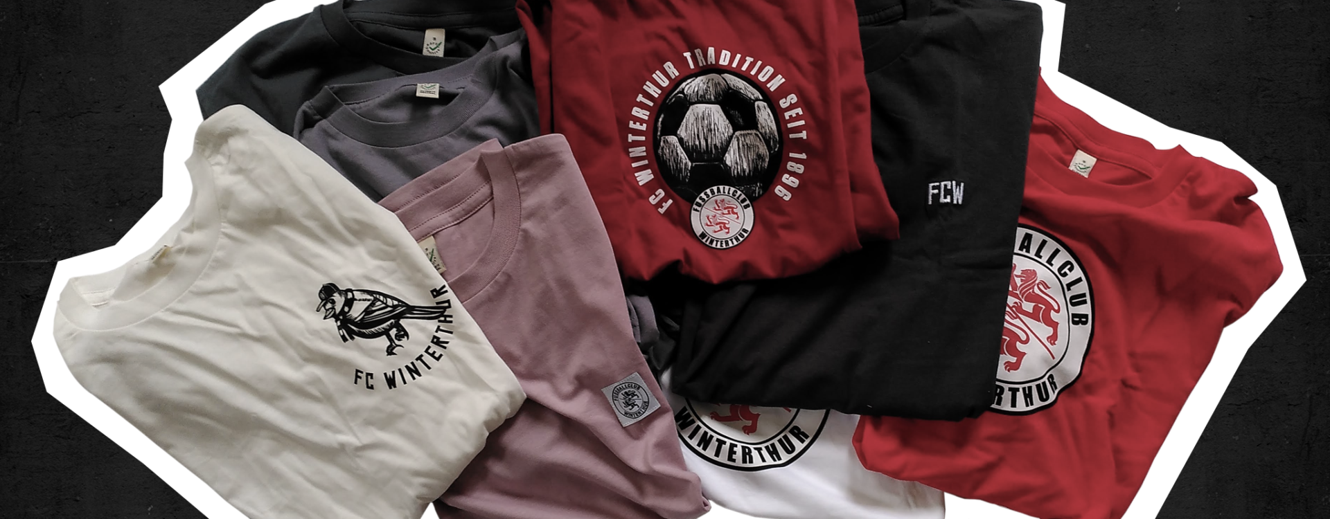 Ein Haufen neuer Shirts