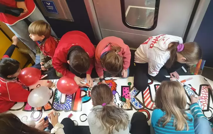 23 V qs Pr4h 80z6t Fv2 D Cw